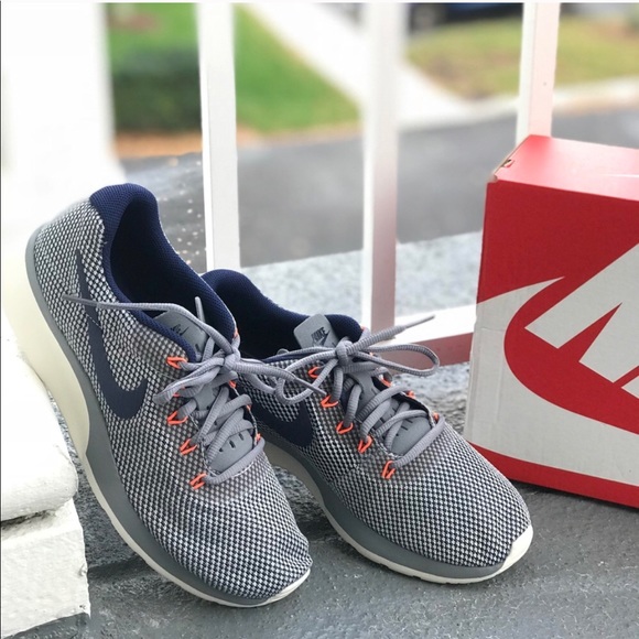 NWT Nike 🔥Tanjun Racer Cool Grey WMNS - Picture 2 of 7